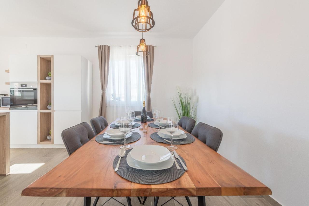 Villa Tara Zadarvillas Tinj Exteriér fotografie