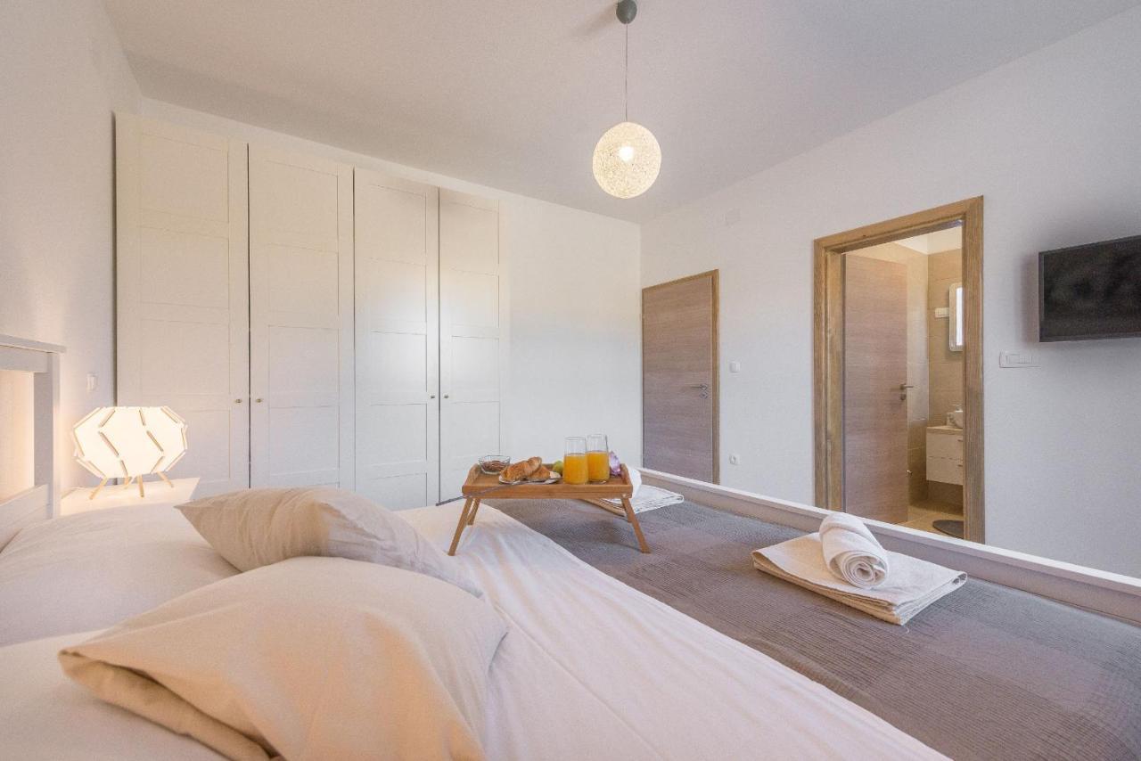 Villa Tara Zadarvillas Tinj Exteriér fotografie