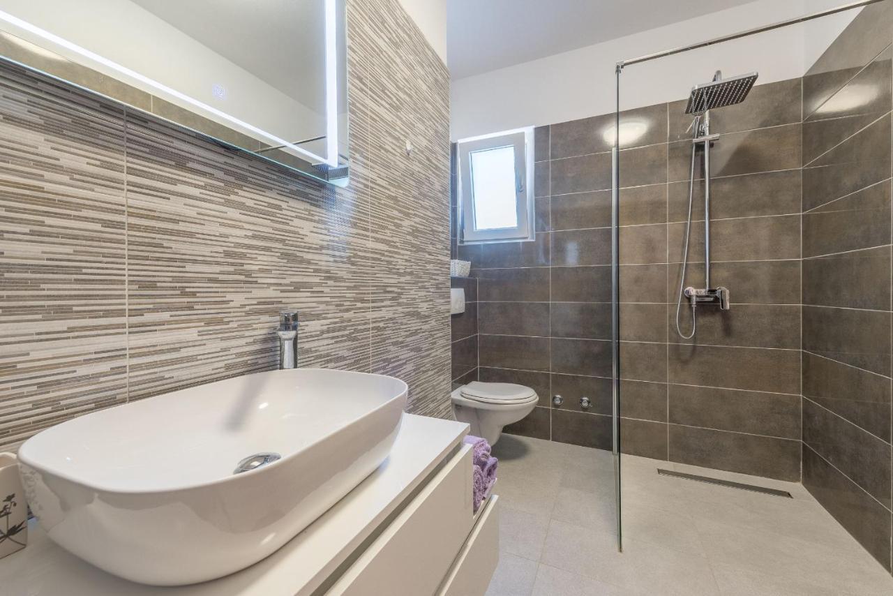 Villa Tara Zadarvillas Tinj Exteriér fotografie