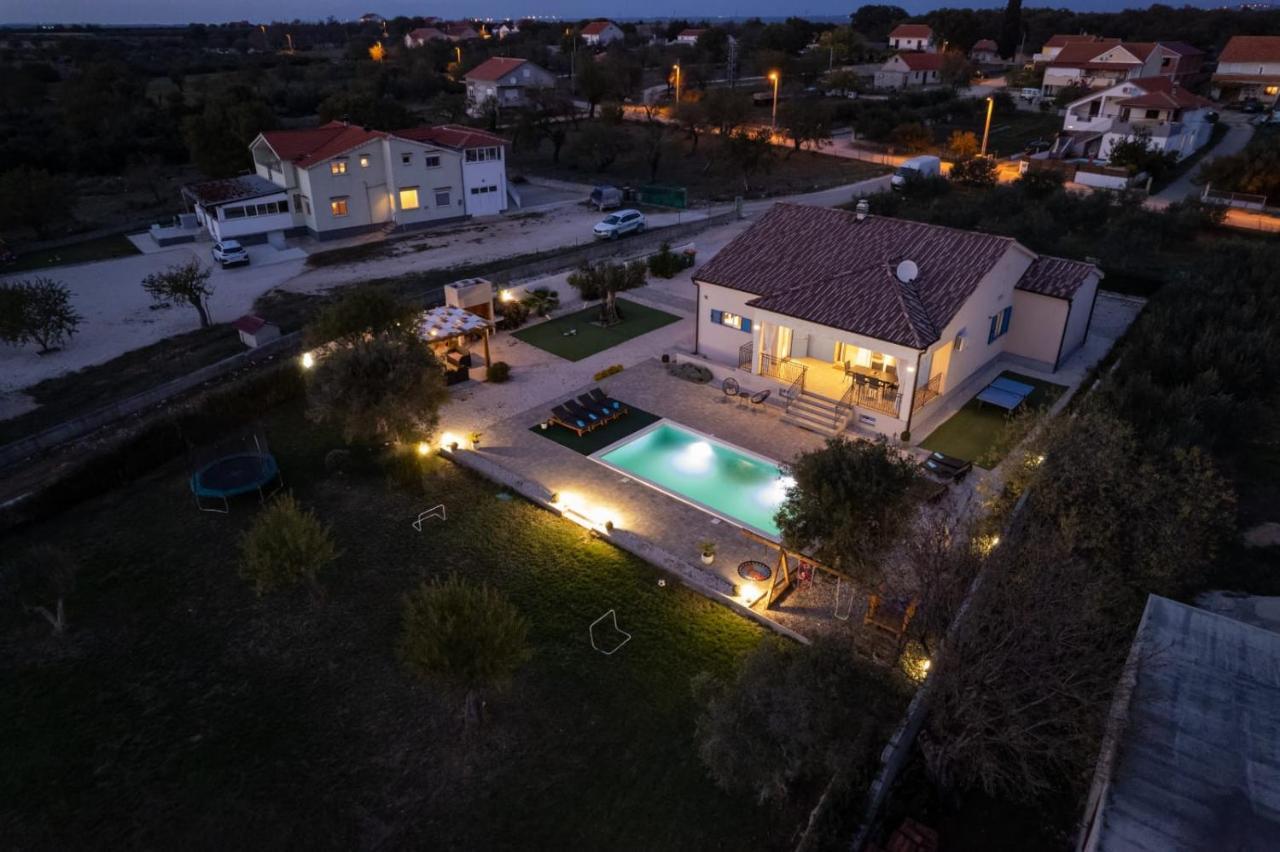 Villa Tara Zadarvillas Tinj Exteriér fotografie
