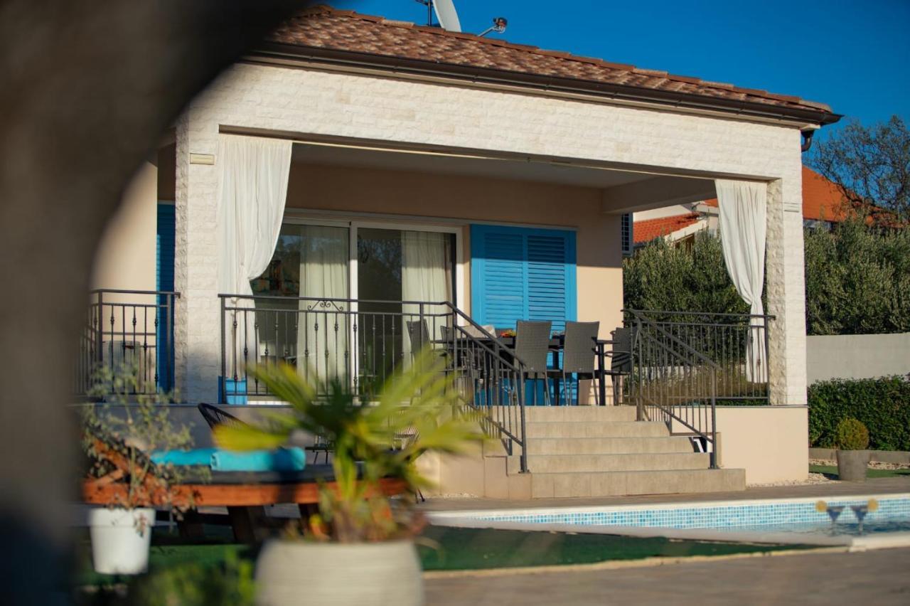 Villa Tara Zadarvillas Tinj Exteriér fotografie