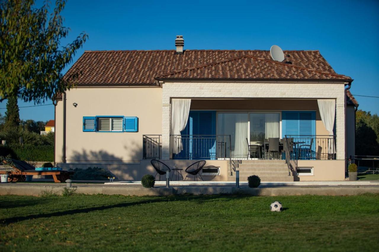 Villa Tara Zadarvillas Tinj Exteriér fotografie